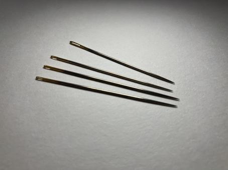 4本の裁縫針② 4本の裁縫針② 裁縫,針,家庭科の写真素材