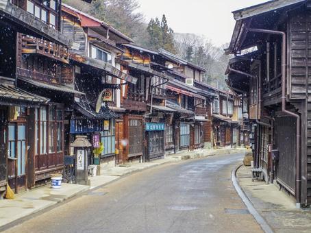 【長野県】塩尻市・中山道 奈良井宿 【長野県】塩尻市・中山道 奈良井宿 奈良井宿,中山道,重要伝統的建造物群保存地区の写真素材