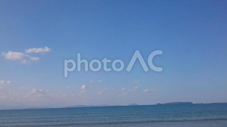 青い海と青い空 水平線で出会う ブルー,何人もありません,夏の写真素材