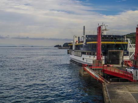 【愛媛県】松山市・松山観光港 松山観光港,フェリーターミナル,松山市の写真素材