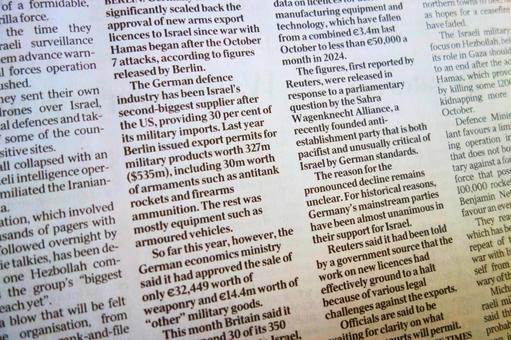 英字新聞 テクスチャ 9 英字新聞,英語,ビジネスの写真素材