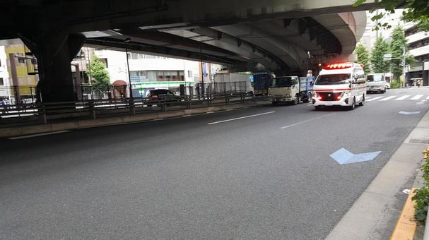 来た来た救急車 来た来た救急車 救急車,消防,東京都の写真素材