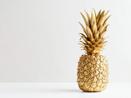 金のパイナップル 金のパイナップルの写真