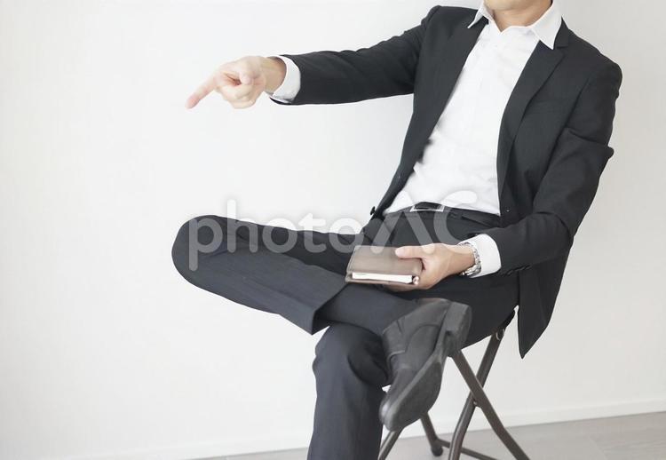 叱責する上司　パワハライメージ 上司,叱責,怖いの写真素材