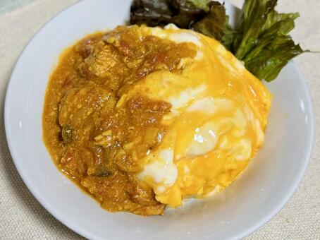 カレーオムライス オムライス,カレー,卵料理の写真素材