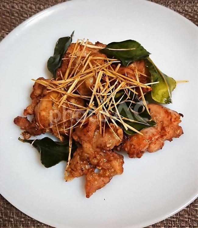 ガイトート　タイの鶏唐揚げ ガイトート,タイ料理,タイの鶏唐揚げの写真素材