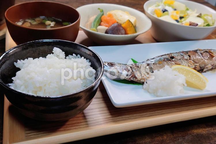 さんまの和定食 和食,和定食,ごはんの写真素材
