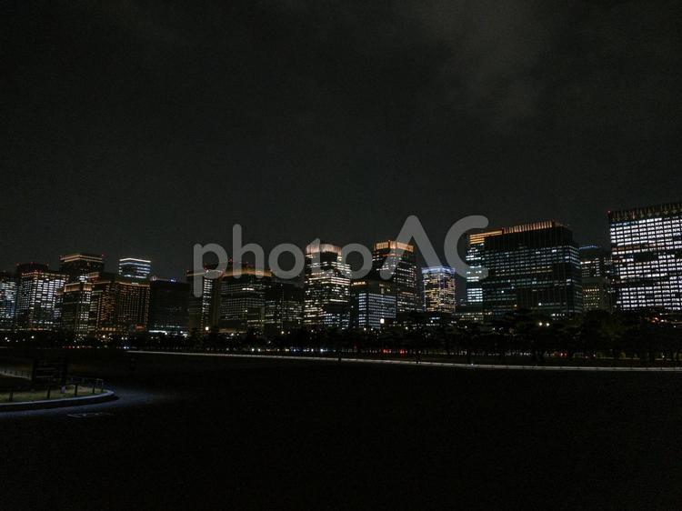 皇居から眺める東京の夜景 東京,夜景,皇居の写真素材