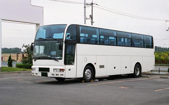 日産ディーゼル　スペースウイング　白 夜行バス,高速バス,旅行の写真素材