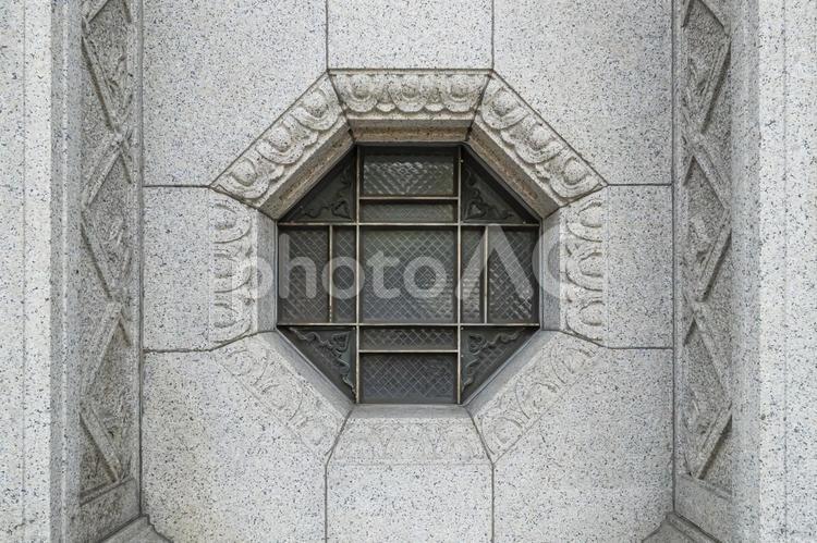 古い建物の八角形の窓 窓,八角形,古いの写真素材