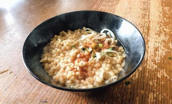 たぬき蕎麦 たぬき蕎麦 たぬき蕎麦,ハイカラ蕎麦,蕎麦の写真素材