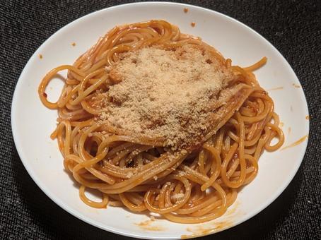 小雪前の日曜日に自宅で作ったナポリタン スパゲッティ,麺食,ロングパスタの写真素材