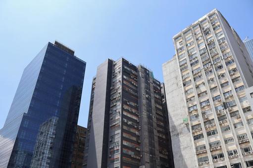 青空と高層ビルのある香港の街並み 青空,高層ビル,香港の写真素材