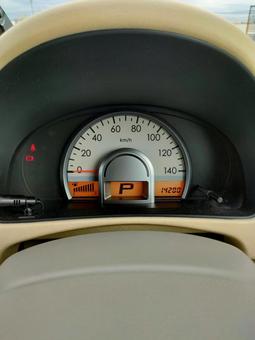 日産モコ走行距離14200㌔のメーター 日産モコ,走行距離,14200㌔の写真素材