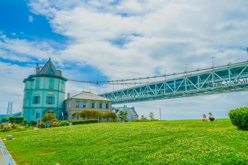 明石市・洋館と大橋の景色 明石市・洋館と大橋の景色の写真
