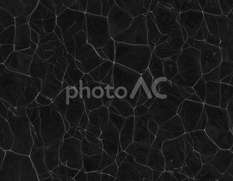 黒い水面の幾何学的パターン 水面,パターン,幾何学の写真素材