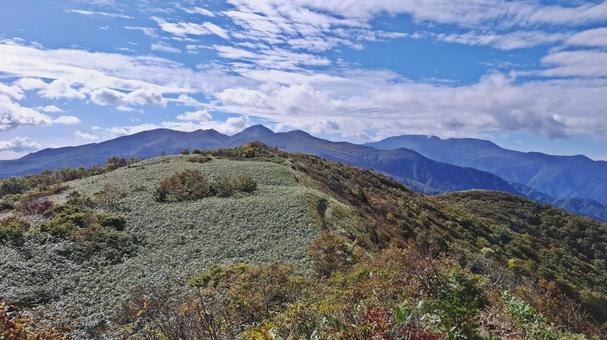 山頂からの景色 山頂,頂上,登山の写真素材