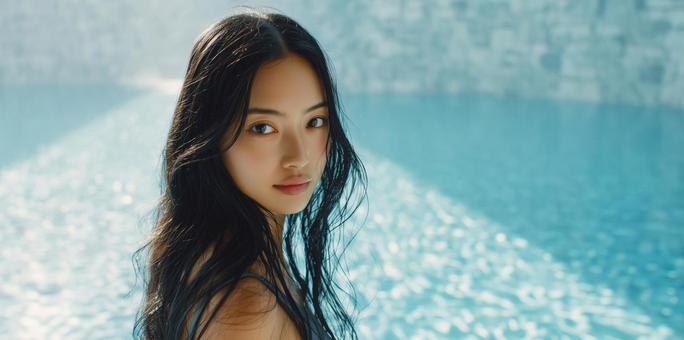 プールでクールなモデル女性、美容イメージ プールでクールなモデル女性、美容イメージの写真
