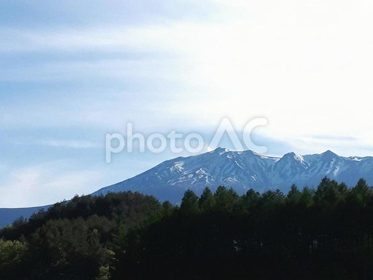 信州から撮影・御嶽山と雲の風景 山,風景,自然の写真素材