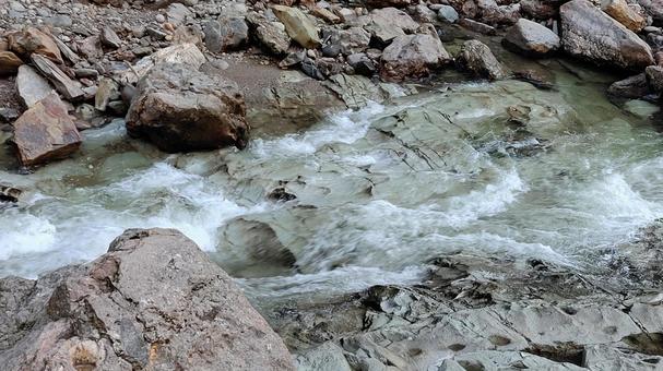 峡谷の流れ(秋田県小安峡) 峡谷の流れ(秋田県小安峡)の写真