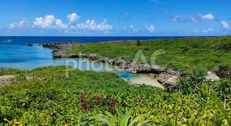 美しい海岸線 海,伊良部島,白鳥崎の写真素材