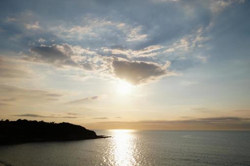 海の夕景 海の夕景の写真