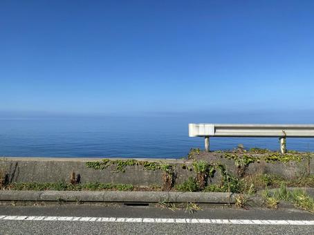 夏の日本海と空2 夏の日本海と空2 空,海,雲の写真素材