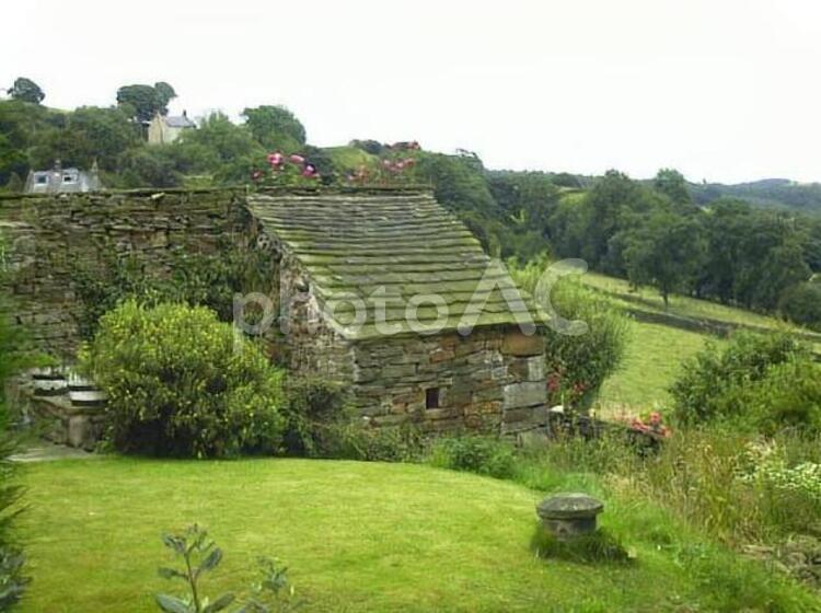 イギリスの田舎01　シェフィールド イギリス,田舎,小屋の写真素材