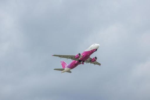 旅人たちの交差点 飛行機,航空機,旅客機の写真素材