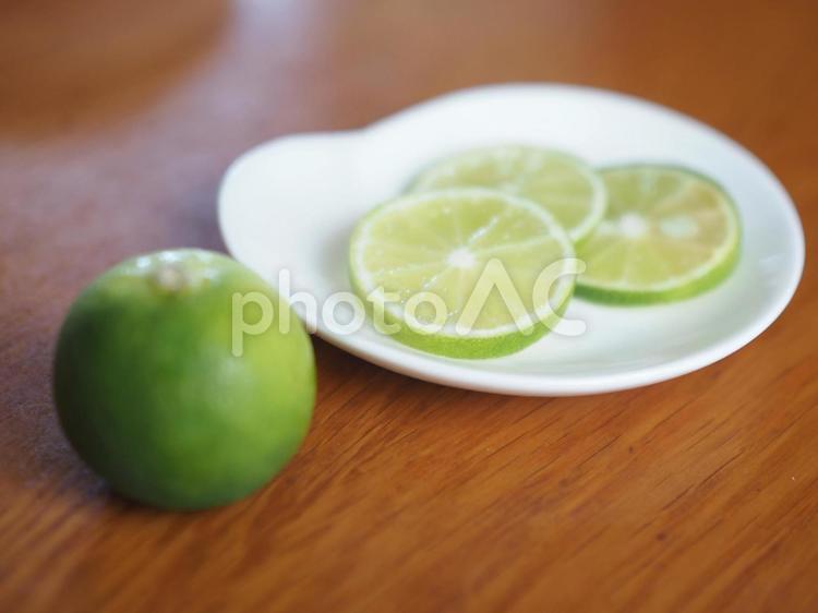 すっぱくておいしい徳島のスダチ すだち,スダチ,酢橘の写真素材