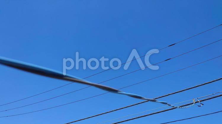 インターネット回線の引き込み インターネット,回線,電線の写真素材