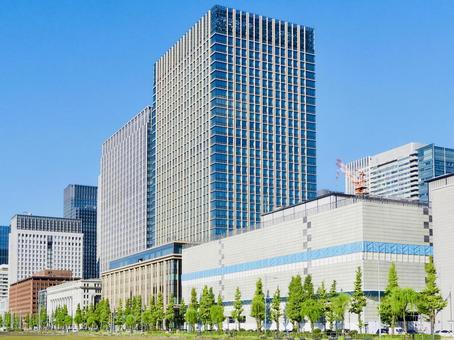 日比谷公園から望む丸ノ内二重橋ビル 日比谷公園から望む丸ノ内二重橋ビル 丸の内二重橋ビル,東京會舘,東京商工会議所の写真素材