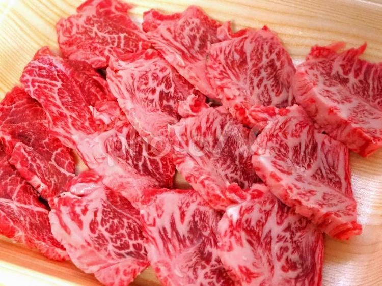 焼肉用黒毛和牛肉 牛肉,焼肉,生肉の写真素材