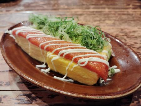 玉子焼きの明太子乗せ 玉子焼き,明太子,食べ物の写真素材