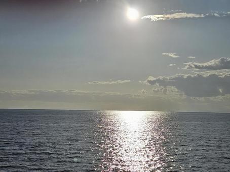 海 太陽 空 海 太陽 空の写真