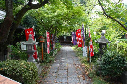 長建寺(島の弁天さん)境内 京都市伏見区 長建寺(島の弁天さん)境内 京都市伏見区の写真