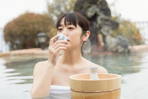 温泉イメージ 温泉イメージ 女性,温泉,人物の写真素材