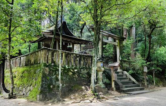 石上神宮 出雲建雄神社 猿田彦神社 石上神宮 出雲建雄神社 猿田彦神社 石上神宮,奈良県天理市,十六社の写真素材