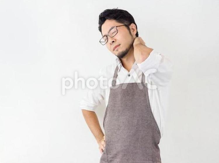 家事に疲れた男性のイメージ パパ,家事,悩むの写真素材