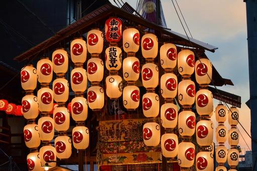 Komagata lanterns at Kitakannonyama during the Kyoto Gion Festival Yoiyama, JPG