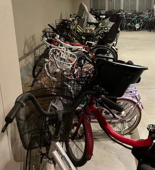 自転車 駐輪場 自転車 駐輪場の写真