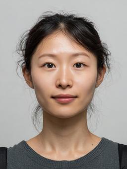 証明写真風な構図の正面を向いた女性 証明写真風な構図の正面を向いた女性の写真