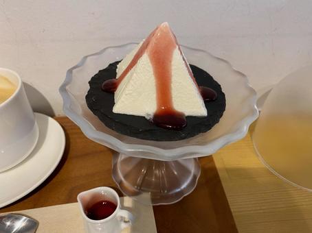 アルペンチーズケーキ アルペンチーズケーキの写真