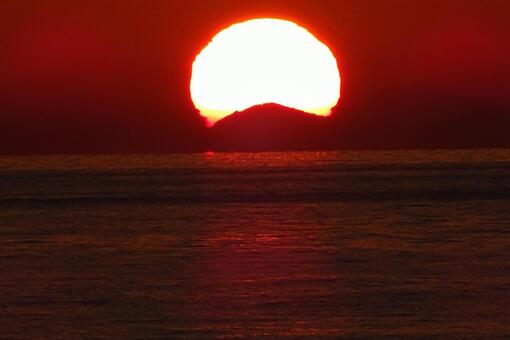 瀬戸の夕日の写真