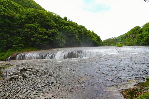 Photo, cascade waterfall, fukiwari waterfall sightseeing, oriental niagara, 
