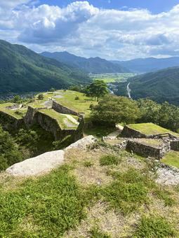 迫力のある竹田城跡 迫力のある竹田城跡 竹田城跡,自然,景色の写真素材