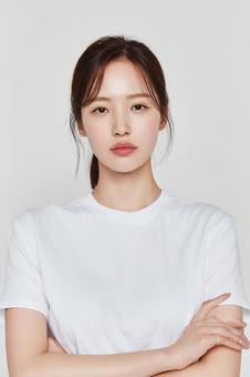 透明感あふれる若いアジア人女性 透明感あふれる若いアジア人女性の写真