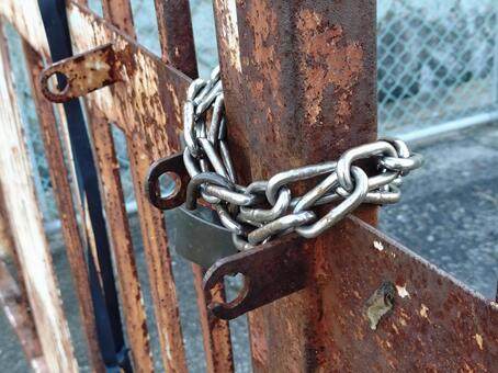 サビた鉄の門 錆,金属,門の写真素材