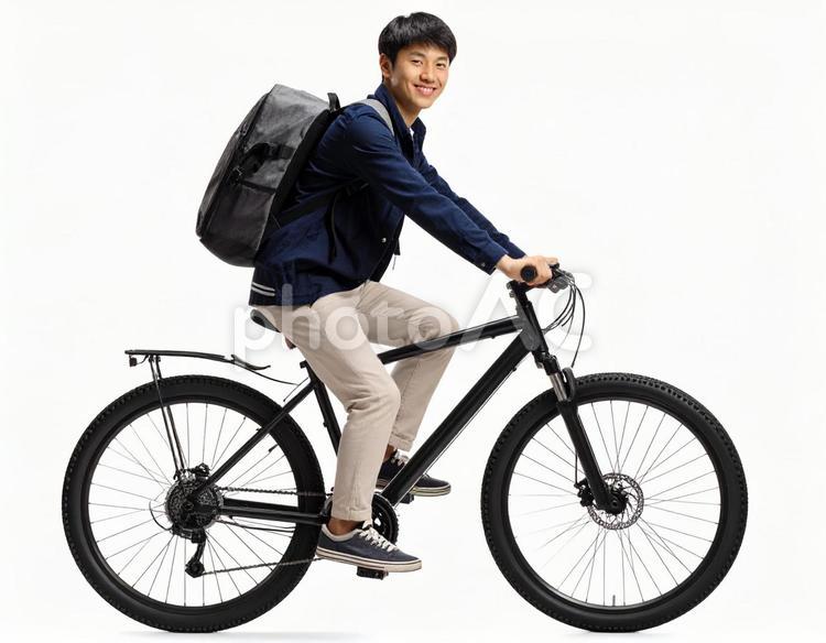 自転車通学をする男子高校生のイメージ 自転車,男性,通学の写真素材