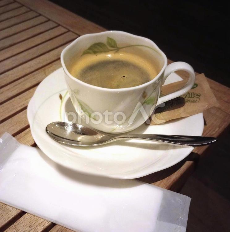 ホットコーヒーと紙おしぼり 珈琲,コーヒー,ホットコーヒーの写真素材